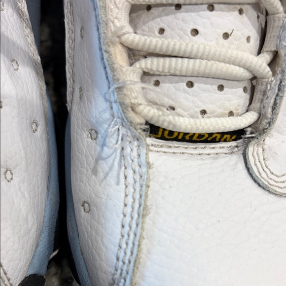 Jordan 13s Kids Sneakers in White and Blue - Picture 5 of 16